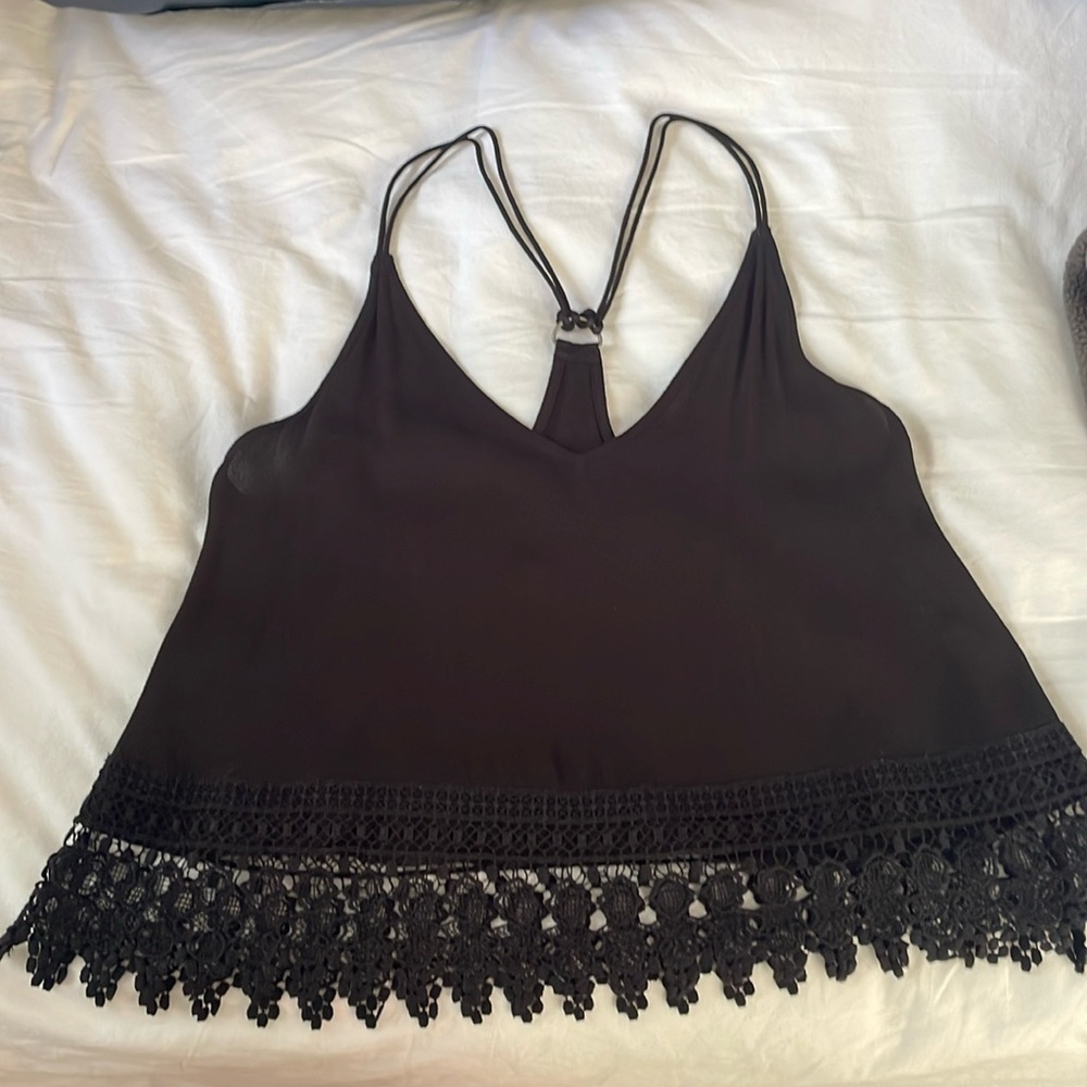 S black tank